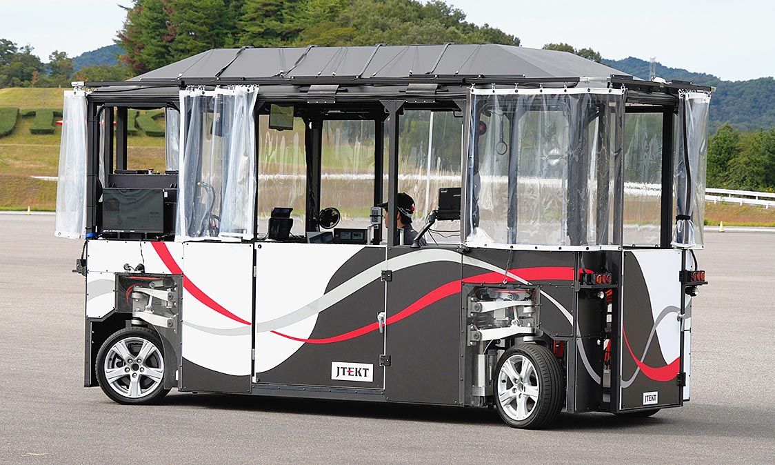 転舵・駆動統合ユニットを搭載した試験車両