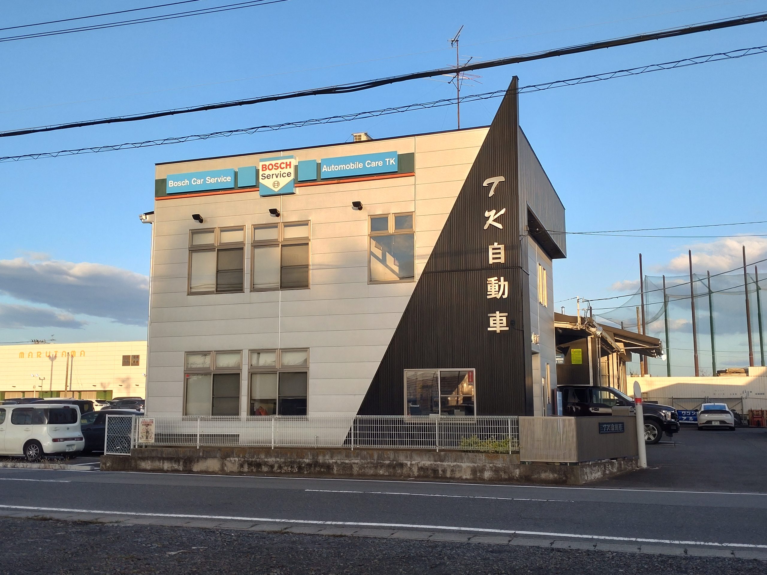 技術を追い求め、どんな車も直す整備工場に