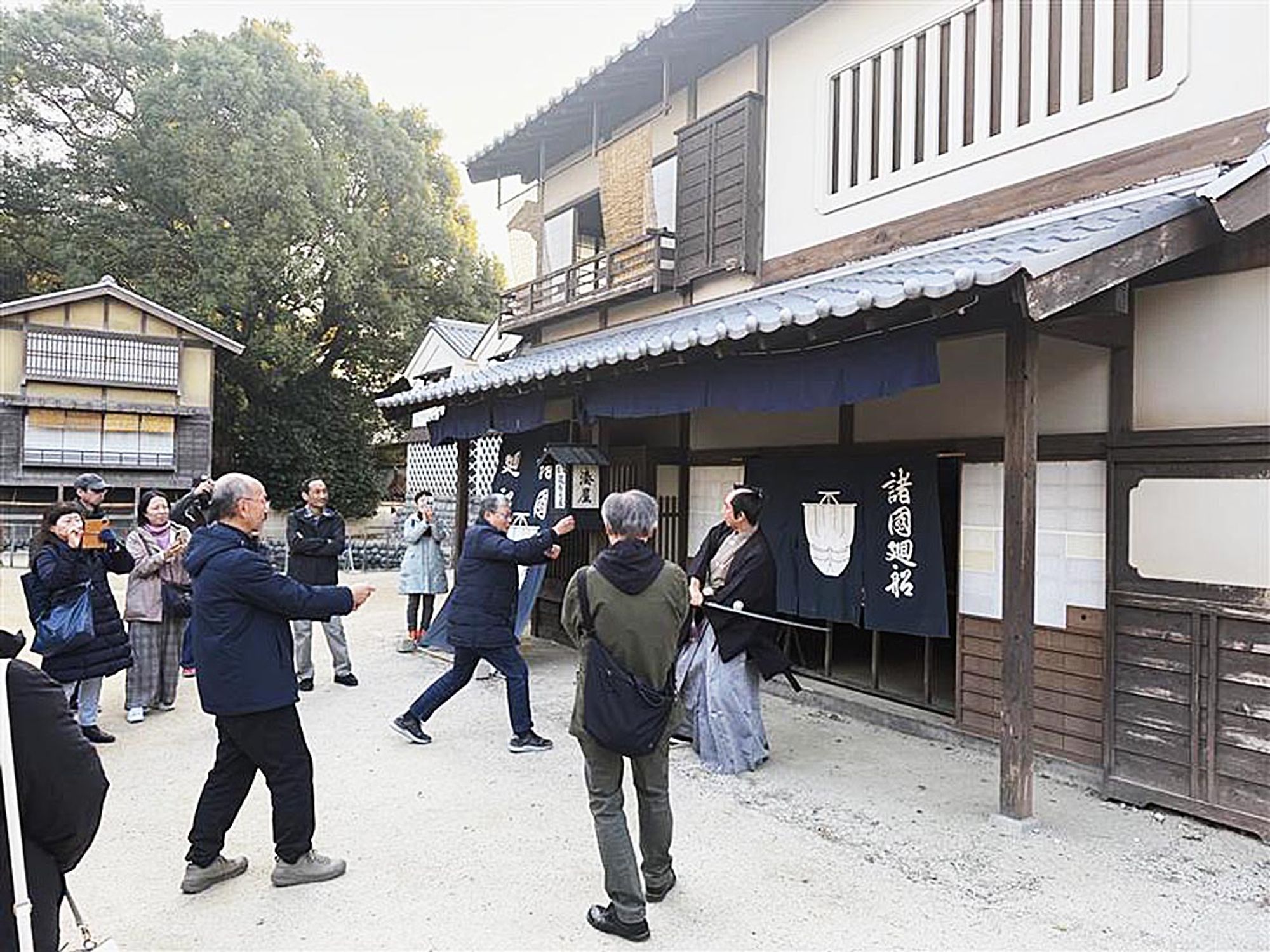 JAF京都、東映京都撮影所特別見学ツアー