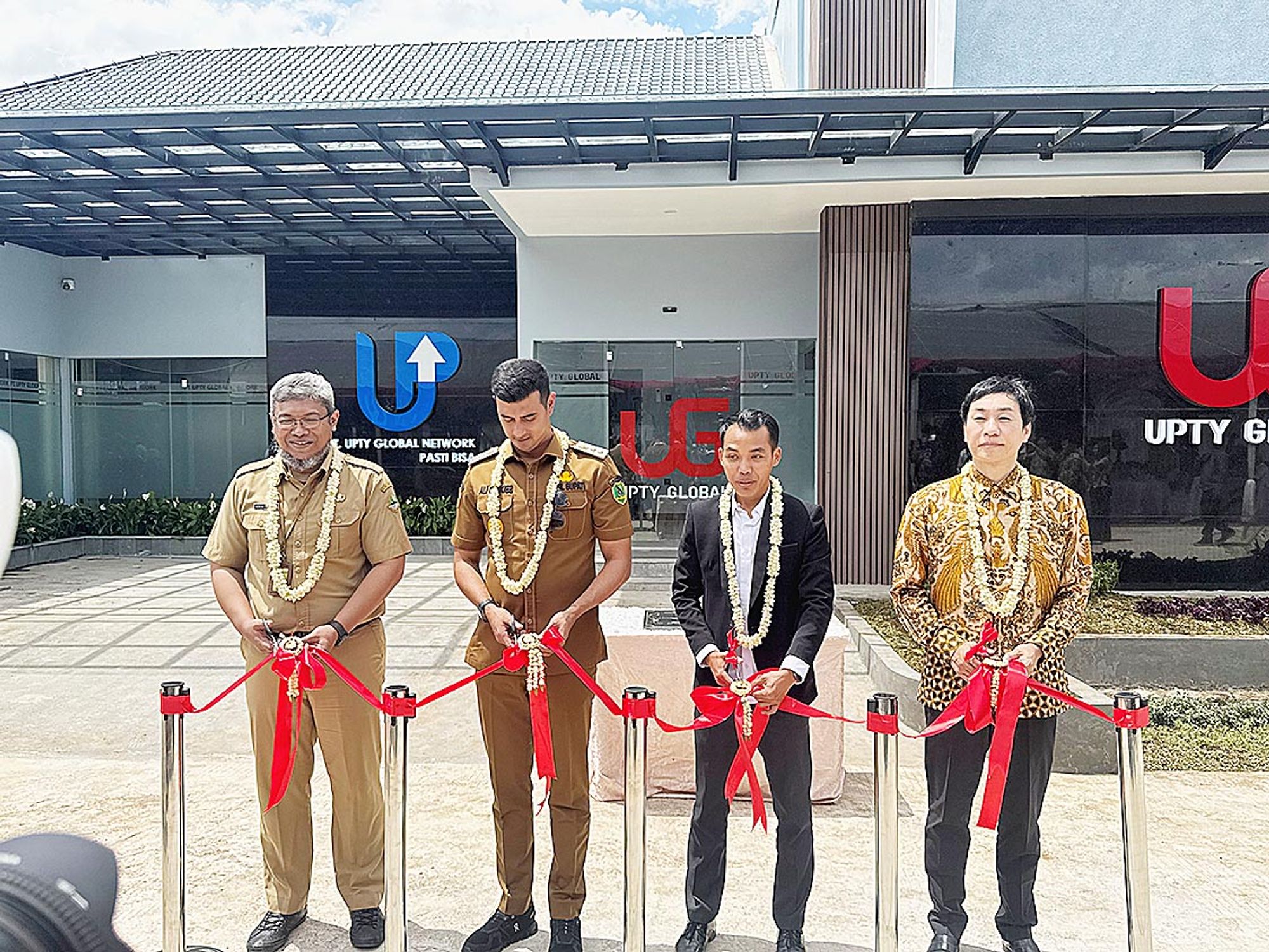 アプティ、インドネシアで特定技能人材育成　トレセン開校式開催